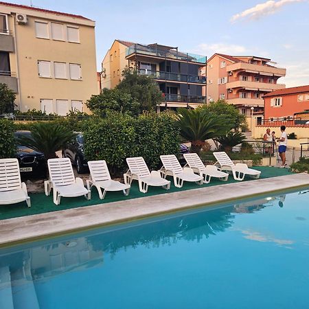 Kristal Paris Resort Новалья Экстерьер фото