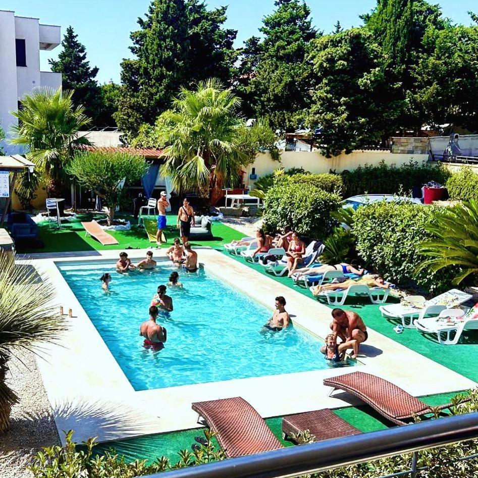 Kristal Paris Resort Новалья Экстерьер фото