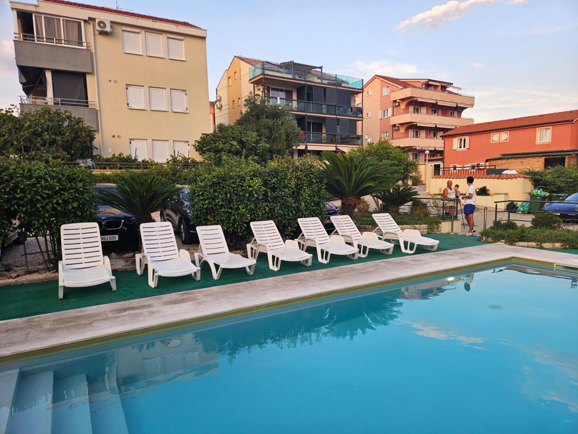 Kristal Paris Resort Новалья Экстерьер фото